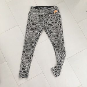 Nike leggings, medium